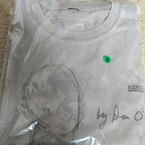 Small grey t-shirt memory the origins of Aliens - Picture 1 of 3